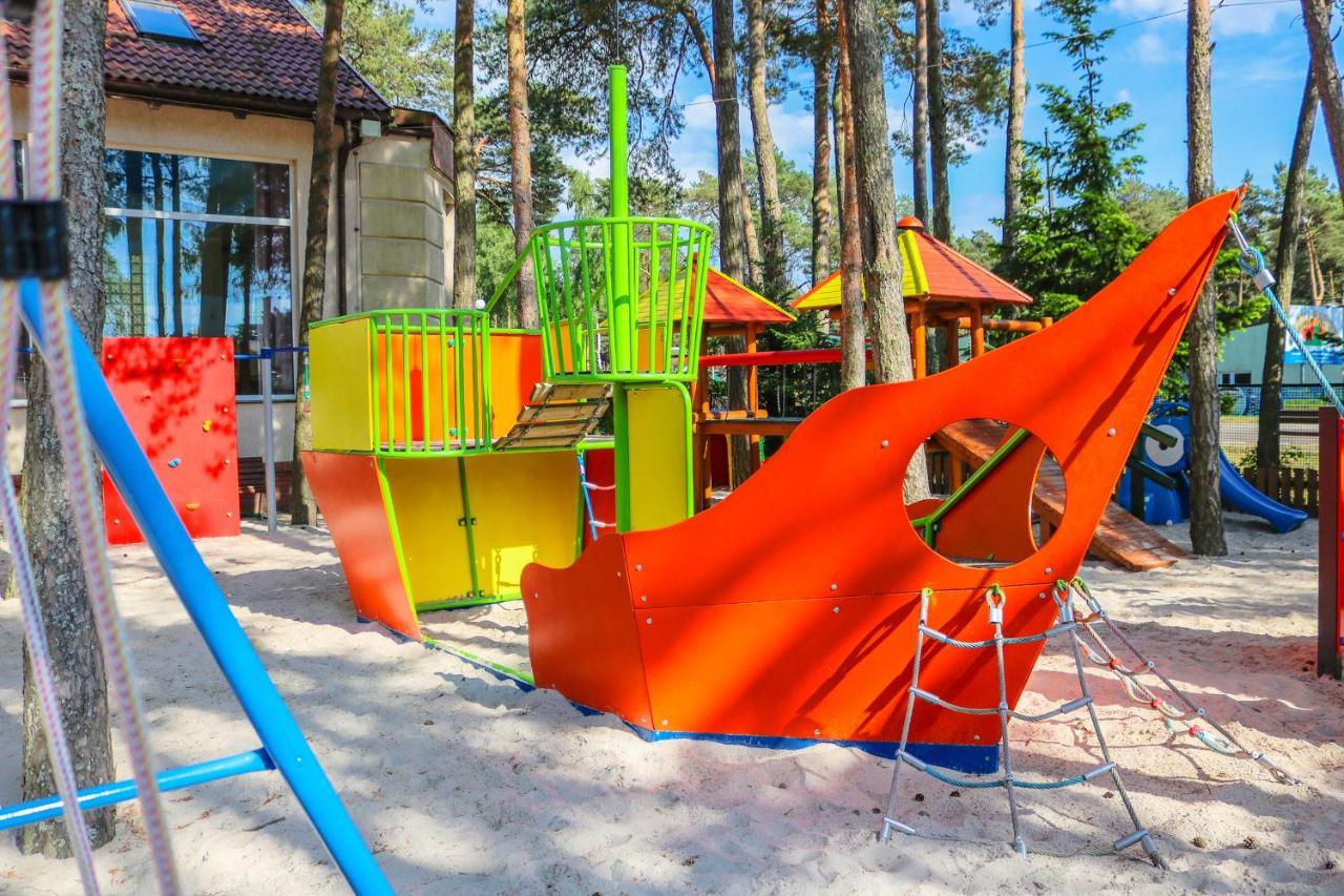 Osrodek Wypoczynkowy Relaks I Apartamenty Leba Luaran gambar