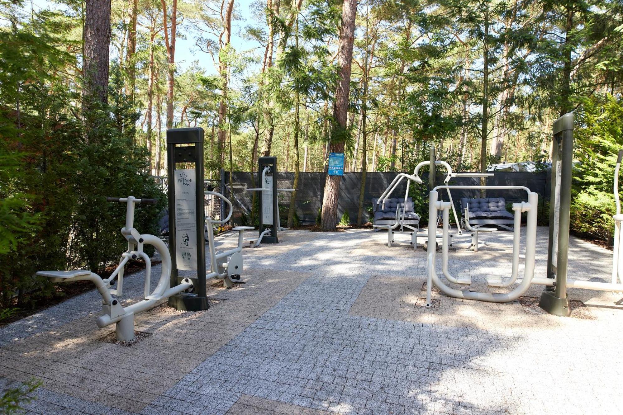 Osrodek Wypoczynkowy Relaks I Apartamenty Leba Luaran gambar